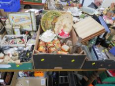 THREE TRAYS OF COLLECTABLES TO INCLUDE CERAMICS, CARRIAGE CLOCK ETC