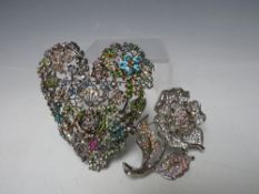 TWO LARGE BUTLER & WILSON BROOCHES COMPRISING A DECORATIVE GEMSET PIERCED FILIGREE STYLE HEART, H 10