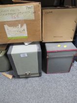 A QUANTITY OF VINTAGE PROJECTORS AND ACCESSORIES