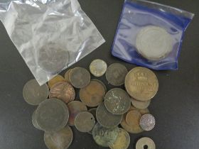 A SMALL TIN OF COINS AND TOKENS, 17TH -20TH CENTURY, INCLUDING A 1797 CARTWHEEL TWO PENCE AND