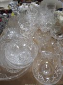 A TRAY OF ASSORTED GLASS WARE TO INCLUDE A DECANTER