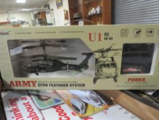 BOXED ARMY 3.5 CHANNEL REMOTE HELICOPTER COMPLETE WITH REMOTE CONTROL