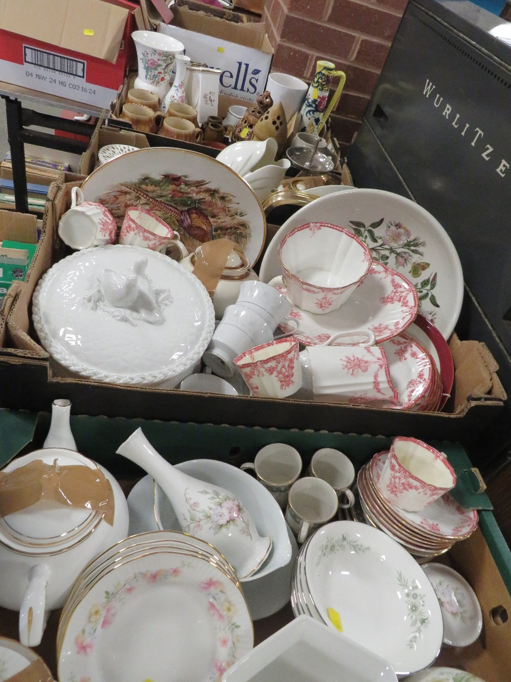 FOUR TRAYS OF ASSORTED CERAMICS TO INCLUDE AYNSLEY PEMBROKE, PORTMEIRION COMPORT ETC