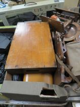 A TRAY OF TREEN ETC TO INCLUDE A VINTAGE TRUNCHEON, PIPE STAND WITH PIPES, CASED BINOCULARS ETC