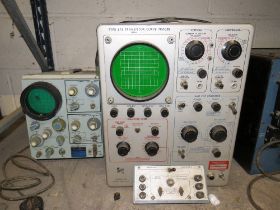 A TYPE 575 TRANSISTOR CURVE TRACER AND A SOLARSCOPE CD 1014-2 (2)