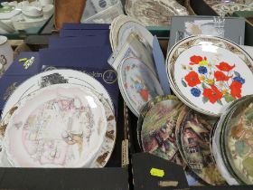TWO TRAYS OF COLLECTABLE PLATES ETC TO INCLUDE FOUR ROYAL DOULTON THE WIND IN THE WILLOWS PLATES