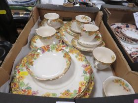 A TRAY OF DOULTON NASTURTIUM TEA/DINNER WARE