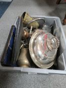 A BOX OF ASSORTED SILVER PLATE TO INCLUDE ENTREE DISHES ETC