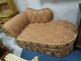 A CLASSIC UPHOLSTERED CHAISE LONGUE