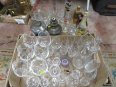 TWO TRAYS OF ASSORTED GLASS WARE TO INCLUDE A SET OF SIX CRYSTAL WINE GLASSES