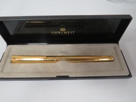 A BOXED DIPLOMAT FOUNTAIN PEN