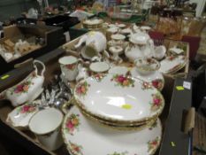 THREE TRAYS OF ROYAL ALBERT OLD COUNTRY ROSES TEA/DINNER WARE