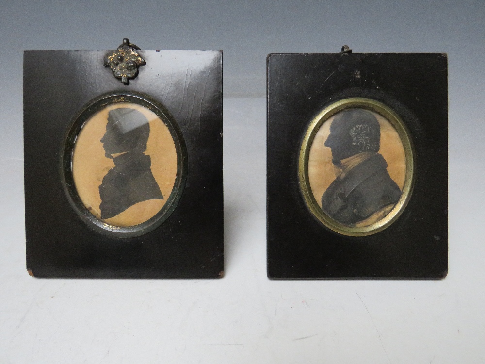 AN OVAL PORTRAIT MINIATURE SILHOUETTE OF JAMES DEAGAN OF DUBLIN 1816, inscribed verso, framed and - Image 2 of 4