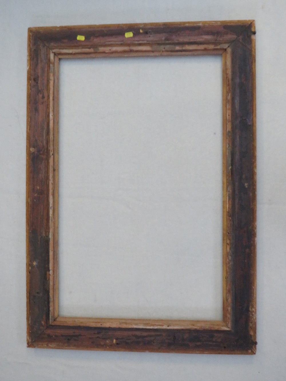 A 19TH CENTURY GOLD FRAME WITH EGG AND DART DESIGN TO OUTER EDGE, frame W 10 cm, rebate 85 x 53 cm - Image 4 of 4