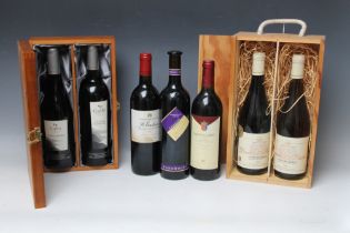 7 BOTTLES OF MAINLY RED WINE CONSISTING OF A WOODEN GIFT SET PAIR OF DOMAINE DE LA BASTIDE COTES