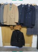 A SELECTION OF VINTAGE GENTS COATS, JACKETS AND SUITS TO INCLUDE AN 'OLIVER' CASHMERE BLEND CAMEL