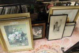 A QUANTITY OF ASSORTED PICTURES, PRINTS AND ENGRAVINGS TO INCLUDE F ROBSON