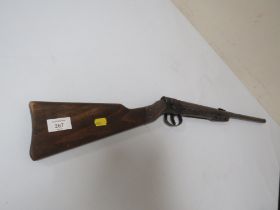 A VINTAGE DIANA MOD 15 AIR RIFLE