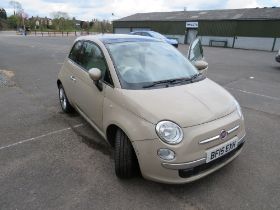 A 2015 BEIGE FIAT 500, 1.2 PETROL 'BF15 EXH' - SORN - LAST MOT EXPIRED MARCH 2022 - ARRIVED ON A LOW