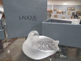 A BOXED GLASS LALIQUE DUCK PAPERWEIGHT