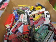 A BOX OF PLAYWORN DIE CAST VEHICLES TO INCLUDE CORGI, DINKY AND MATCHBOX
