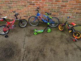 THREE CHILDRENS BIKES TO INCLUDE A RALEIGH 20 KOBO AND A BEN 10 SCOOTER