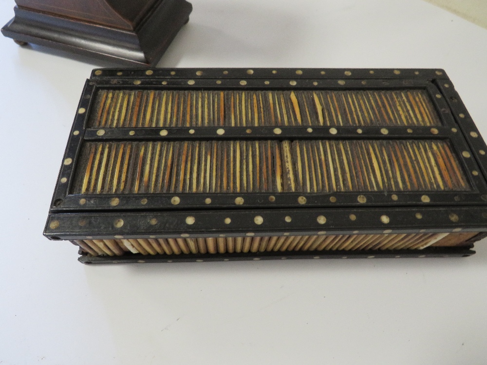 AN INLAID VINTAGE BALLOON MANTLE CLOCK TOGETHER WITH A P-O-W PORCUPINE QUILL BOX - Image 3 of 4