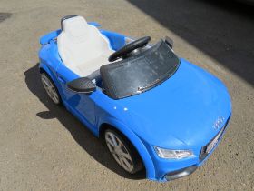 A RIDE ON CHILDRENS AUDI CAR - MISSING CHARGER