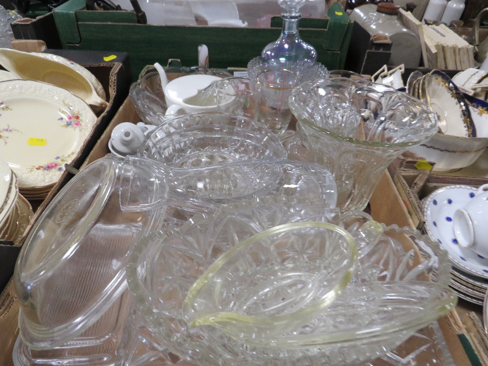 THREE TRAYS OF ASSORTED CERAMIC AND GLASS TO INCLUDE FOLEY EXAMPLES - Image 2 of 7