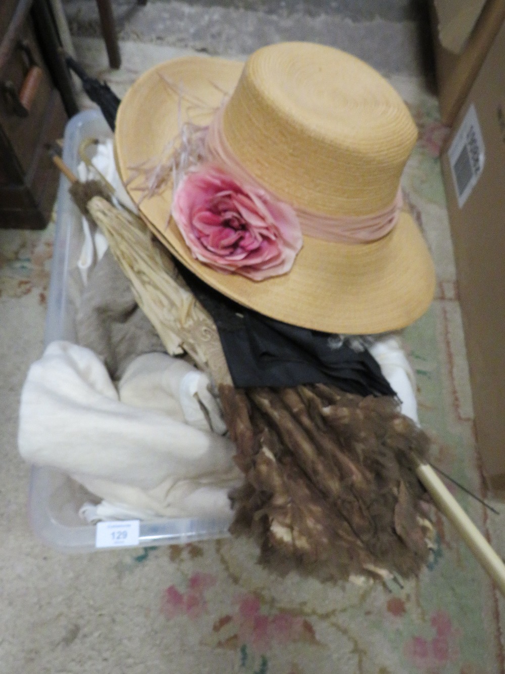 A TRAY OF VINTAGE CLOTHING AND ACCESSORIES TO INCLUDE A PARASOL - Image 2 of 2