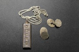 A 1oz SILVER INGOT AND CHAIN TOGETHER WITH A PAIR OF CUFFLINKS
