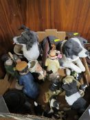 A TRAY OF ASSORTED COLLECTABLE'S TO INCLUDE SHEEP DOG FIGURES BY BESWICK, AND ROBERT HARROP