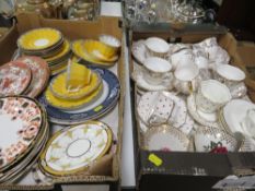 TWO TRAYS OF ASSORTED TEA WARE TO INCLUDE A ROYAL CROWN DERBY PLATE