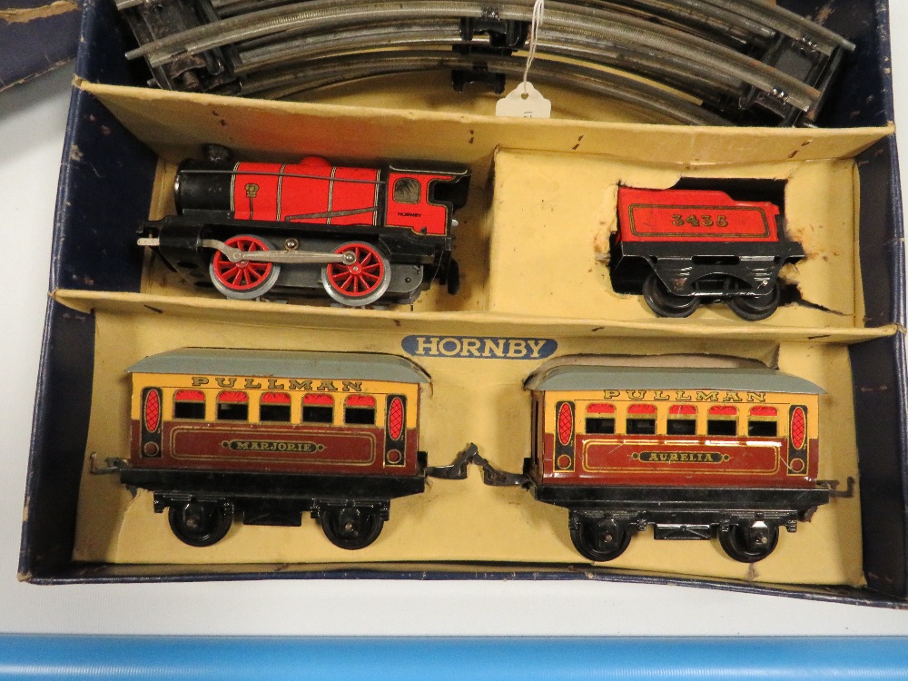 A HORNBY BOXED TRAIN SET - Image 2 of 4