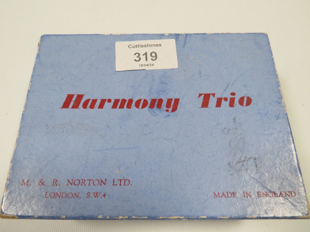 A HARMONY TRIO OF VINTAGE RABBIT BAND SOAPS IN ORIGINAL BOX - Image 2 of 3