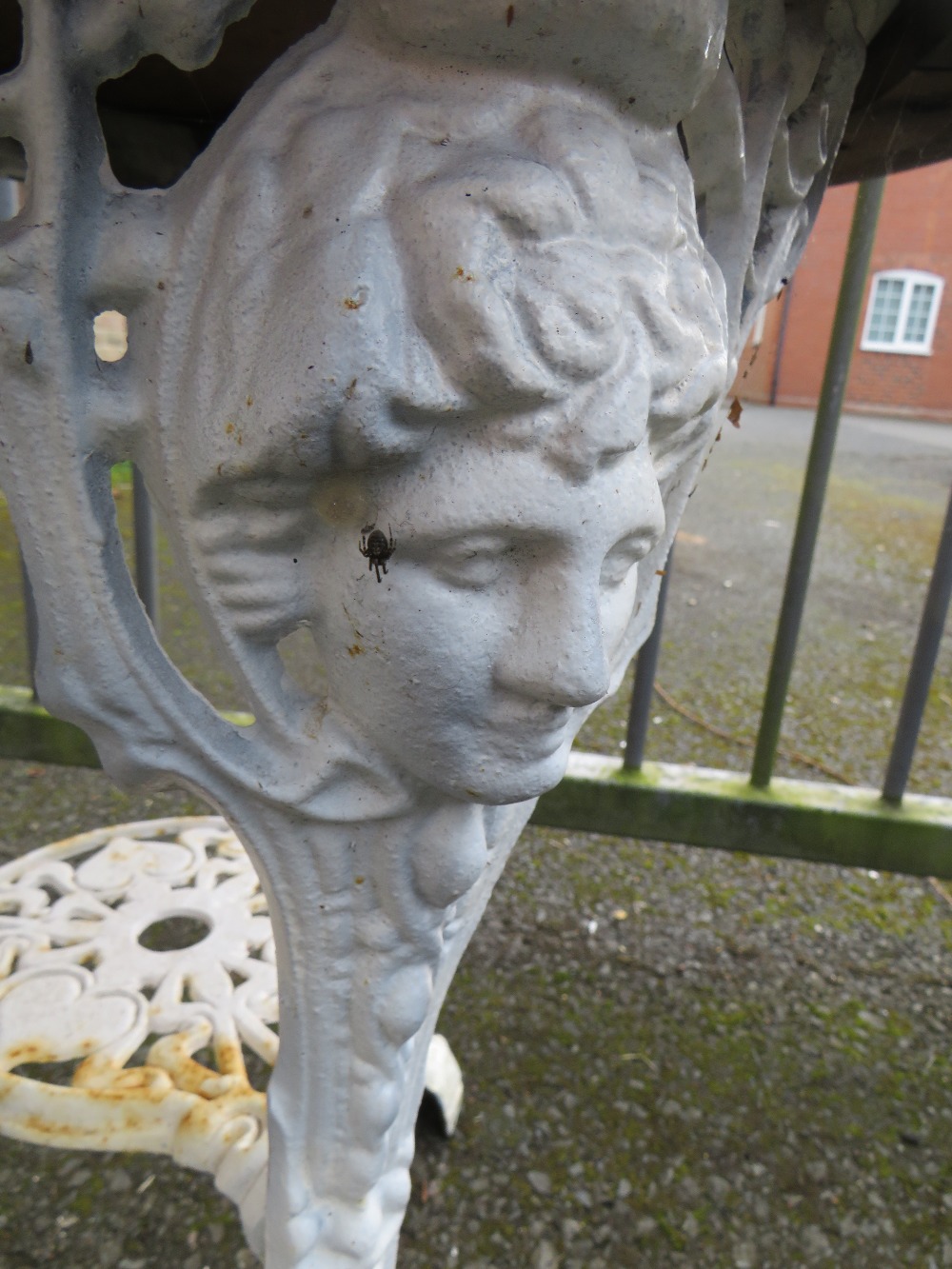 A VINTAGE CAST IRON BRITANNIA STYLE PUB TABLE - Image 2 of 2