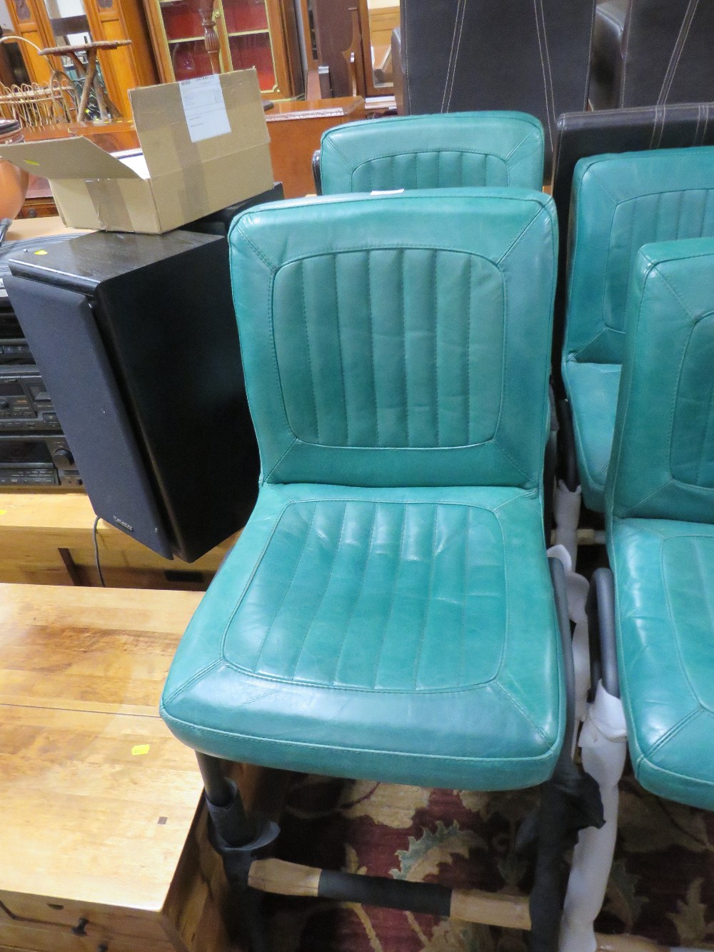 A PAIR OF MODERN TEAL KITCHEN / BAR STOOLS