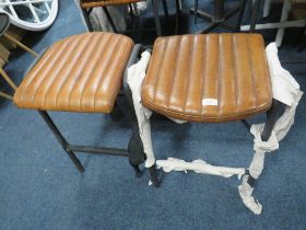 A NEAR PAIR OF TAN LEATHER KITCHEN / BAR STOOLS
