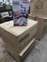 TWO BOXES OF 6 NEW KITCHEN SLICERS