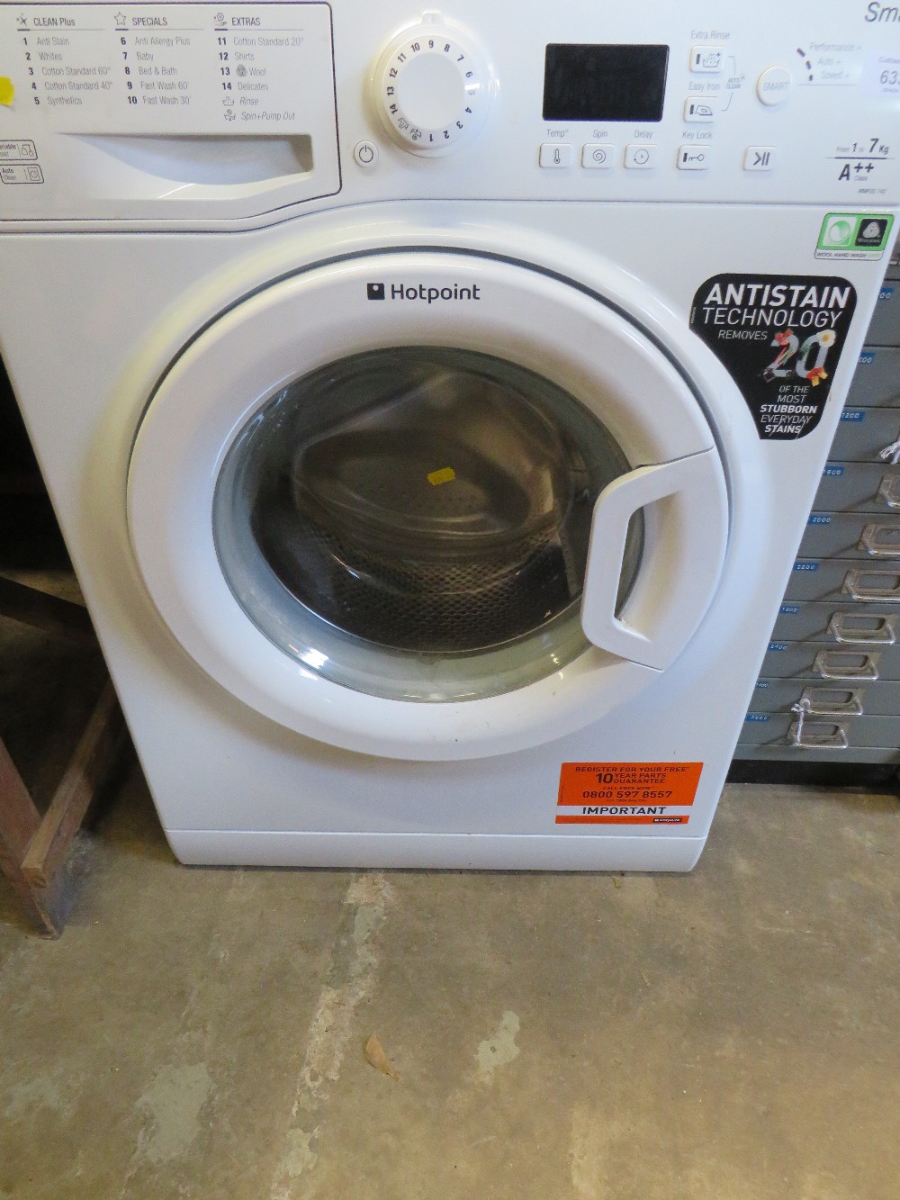 A HOTPOINT WASHER
