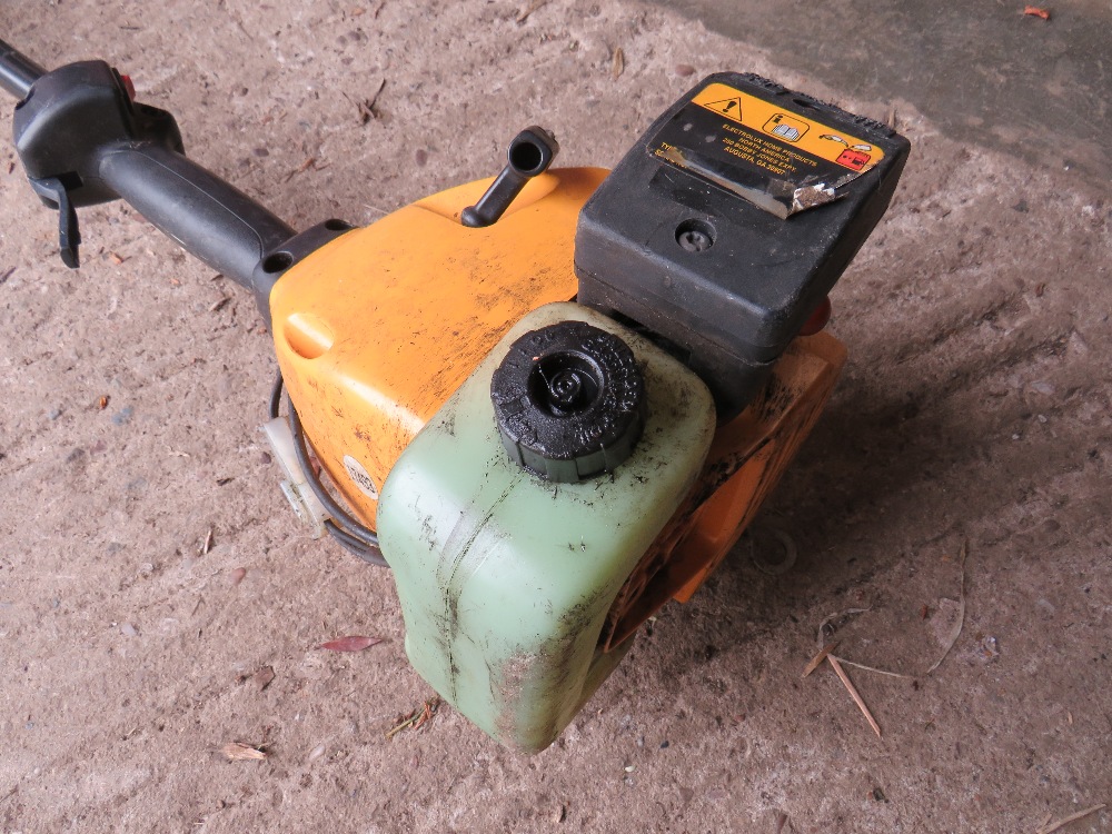 A PARTNER PETROL STRIMMER - Image 3 of 3