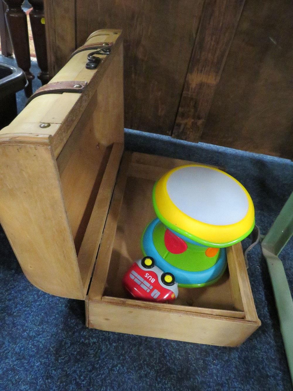 A WOODEN CHILD'S NOAH ARKS TOGETHER WITH OTHER TOYS - Image 4 of 4