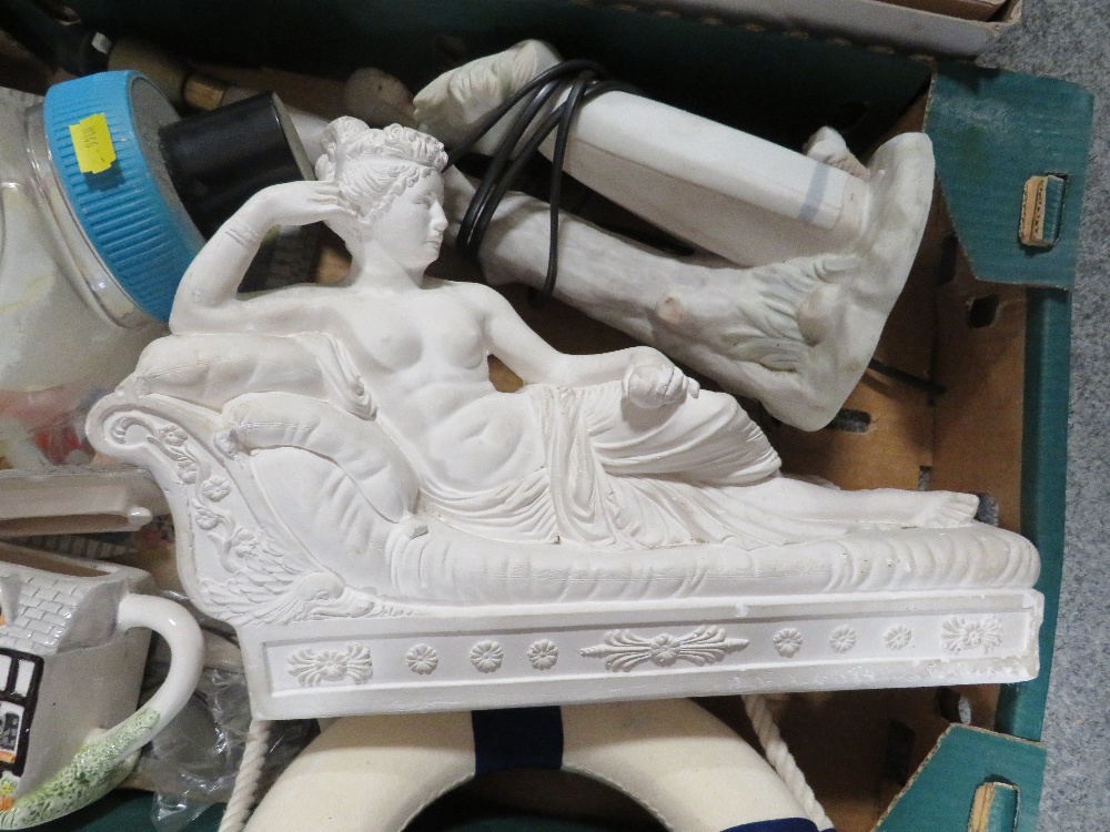 THREE TRAYS OF MIXED COLLECTABLES TO INCLUDE ROYAL WORCESTER TUREEN, FIGURES, BASSETT SWEET JAR ETC - Image 7 of 8