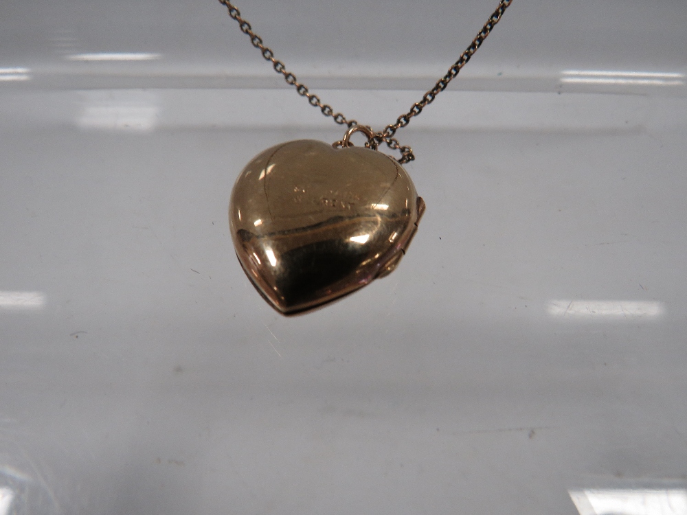 AN LOCKET ON CHAIN MARKED 9CT GOLD BACK AND FRONT - Image 4 of 4
