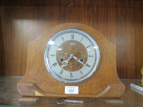 A VINTAGE SMITHS MANTLE CLOCK WITH KEY A/F