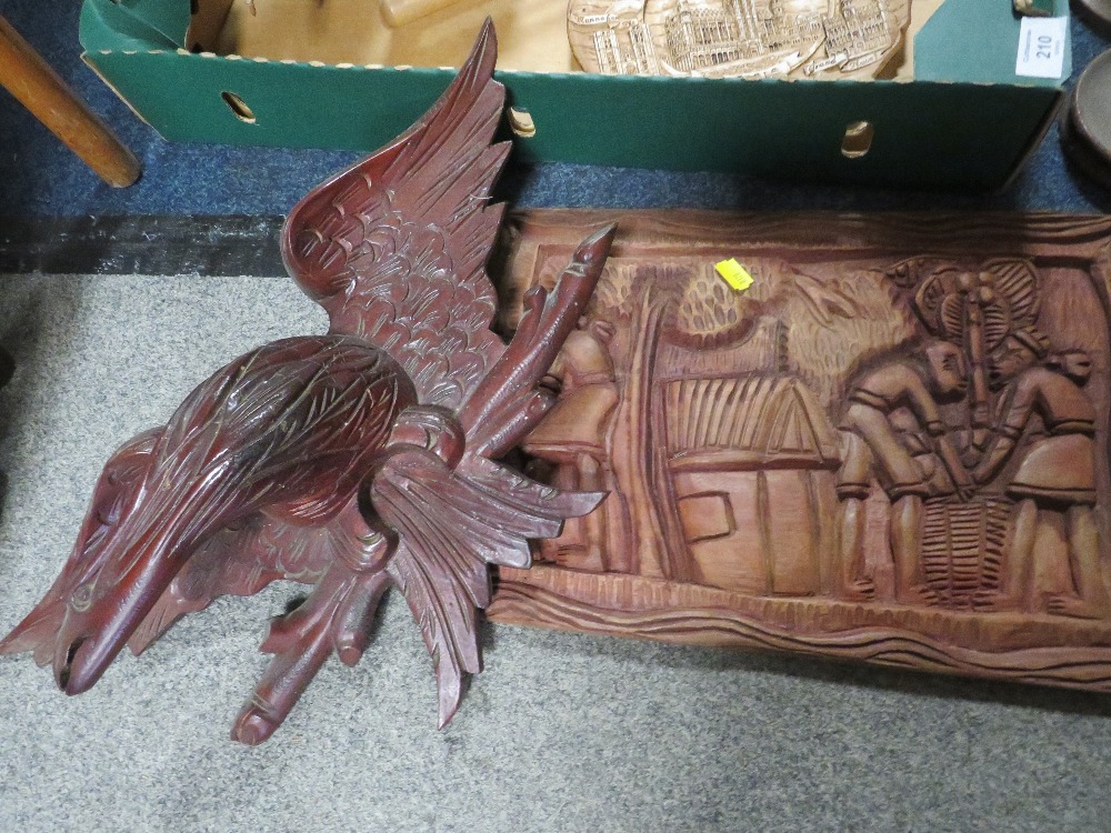 A TRAY OF TREEN TO INCLUDE CARVED BLACK FOREST STYLE EAGLE, MODEL SAIL SHIP ETC - Image 2 of 5