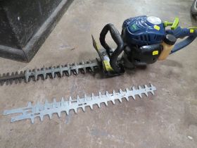 A PETROL CHALLENGE EXTREME HEDGE TRIMMER