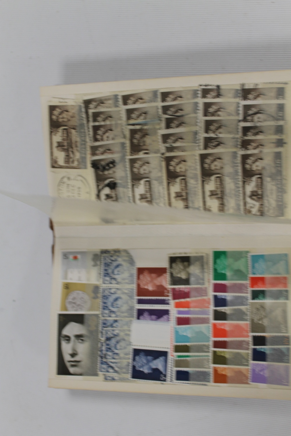 A SMALL GB PRE DECIMAL AND OTHER STAMP COLLECTION - Image 3 of 4