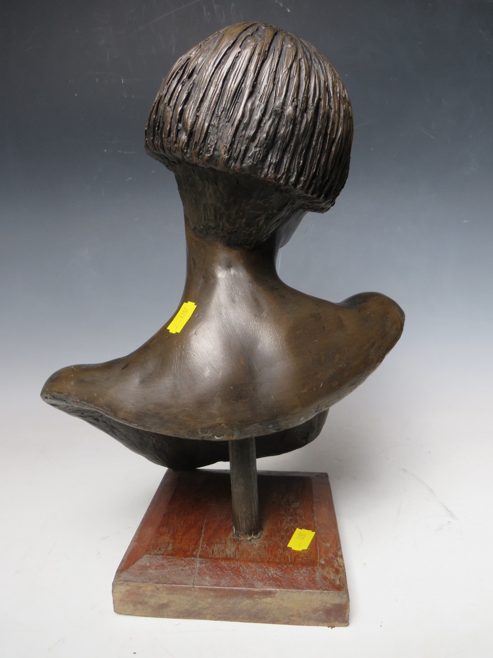 A KEITH LEE SCULPTURE / BUST ENTITLED ART DECO LADY APPROX H 39 CM - Image 4 of 5