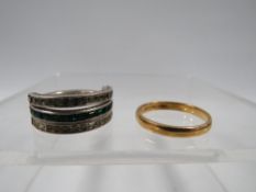 A YELLOW METAL WEDDING BAND HALLMARKED INDISTINCT approx weight 3g TOGETHER WITH A NOVELTY FLIP OVER